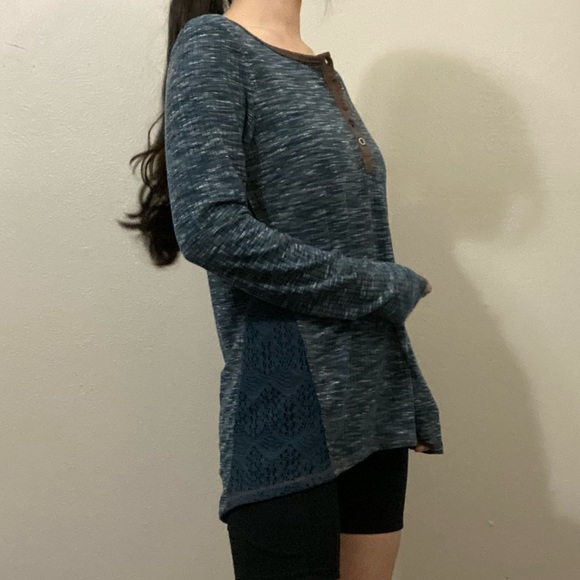Hem & Thread long sleeve tee with lace - Picture 7 of 17